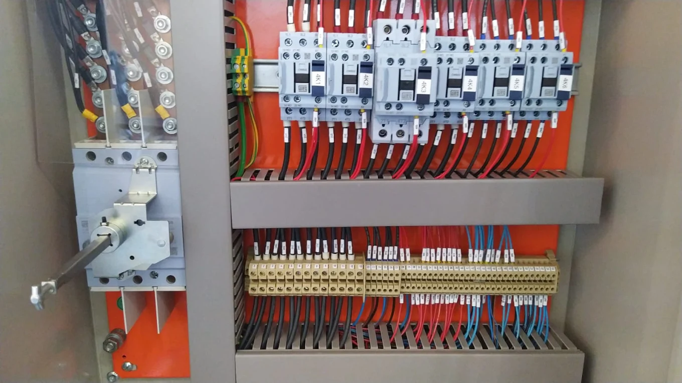 Painel Elétrico Heluz 2